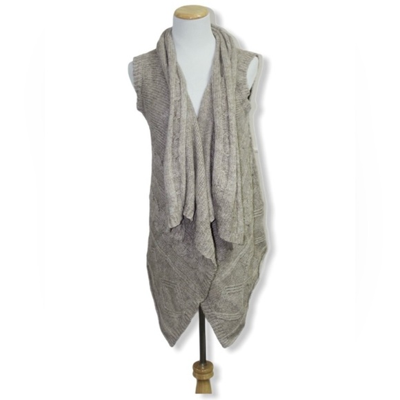 SMART SET Knit Vest - Picture 1 of 6